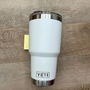 30oz White YETI Rambler Tumbler